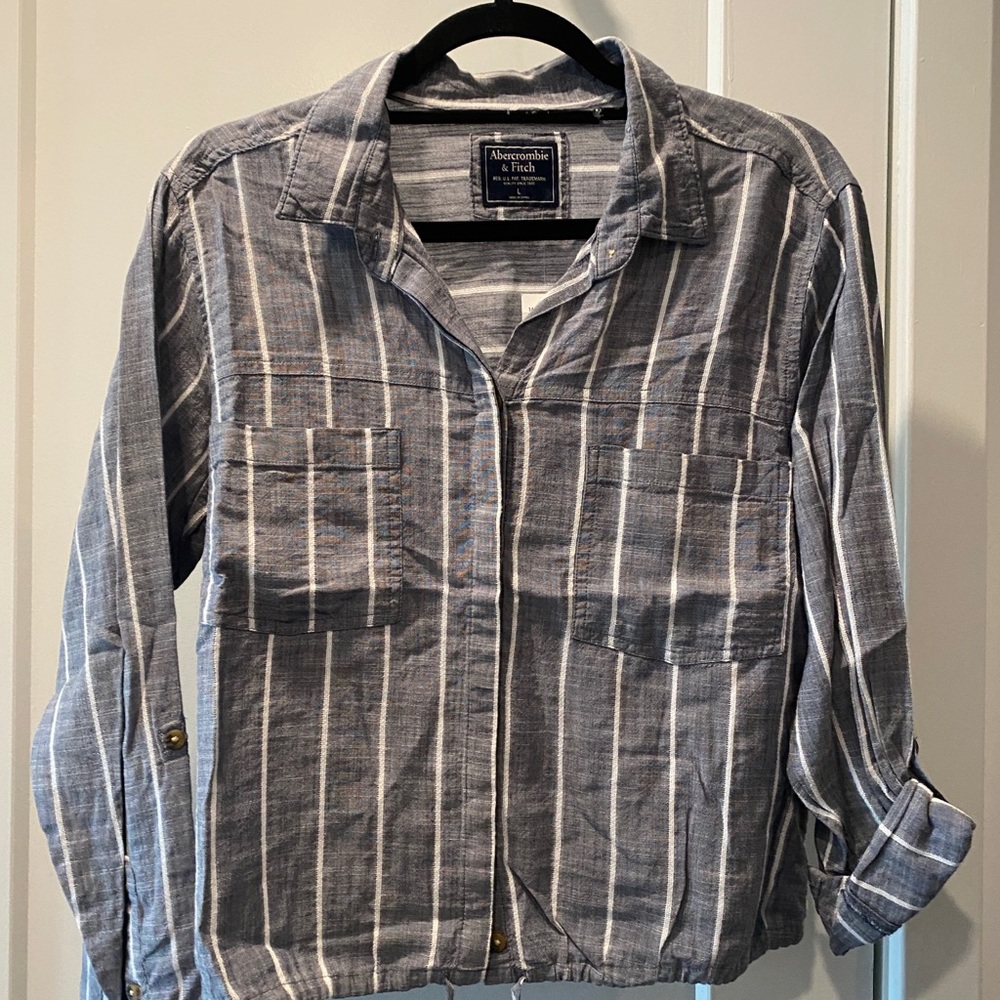 Abercrombie front tie crop top